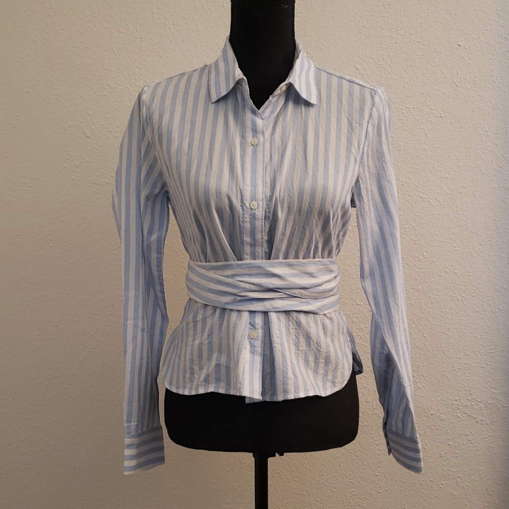 Gap Button Down Blouse Like New - image 5